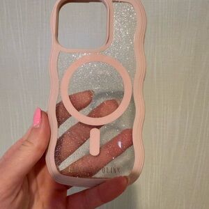 Glitter Wavy Phone Case 16 Pro